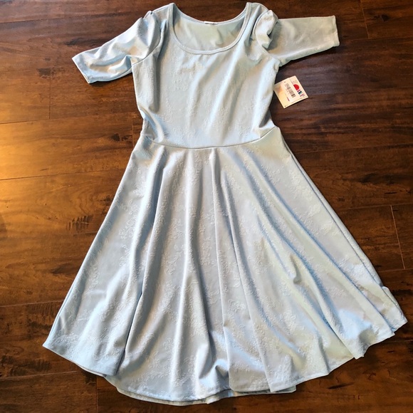 LuLaRoe Dresses & Skirts - LuLaRoe Nicole Dress